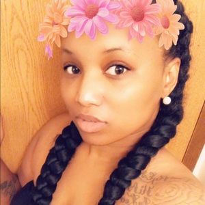 Meet your Posher, Tenille